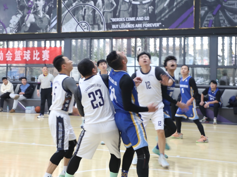 精彩绝伦的篮球比赛即将上演